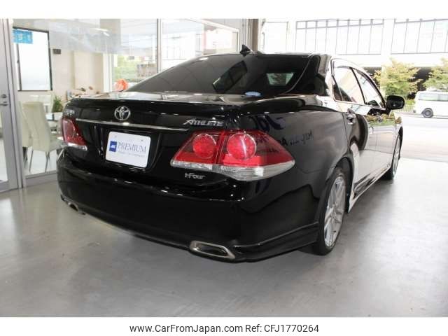 toyota crown 2012 CFJ1770264 image 2