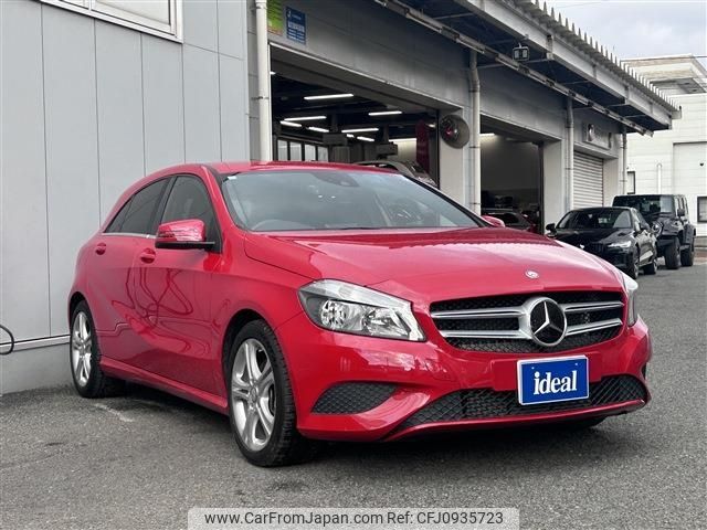 mercedes-benz a-class 2015 -MERCEDES-BENZ--Benz A Class DBA-176042--WDD1760422V050451---MERCEDES-BENZ--Benz A Class DBA-176042--WDD1760422V050451- image 2