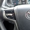 toyota land-cruiser-prado 2021 25431613 image 32