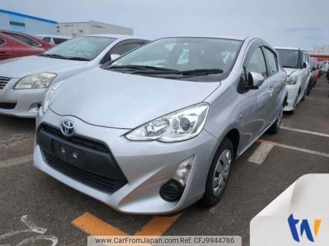 toyota aqua 2016 -TOYOTA--AQUA DAA-NHP10--NHP10-2560649---TOYOTA--AQUA DAA-NHP10--NHP10-2560649- image 1