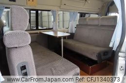 toyota hiace-van 2005 GOO_JP_700040301030250626002