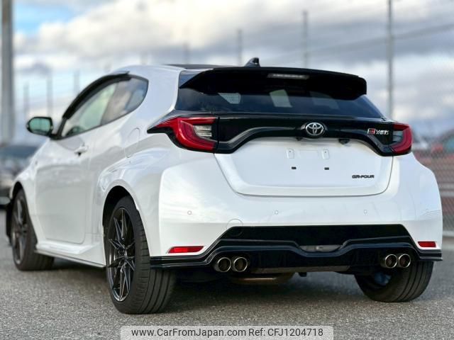 toyota yaris 2022 quick_quick_4BA-GXPA16_GXPA16-0010511 image 2
