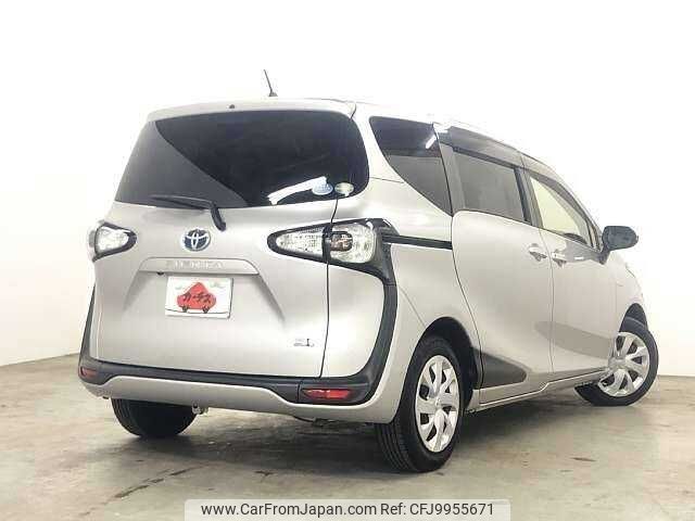 toyota sienta 2016 504928-922202 image 2