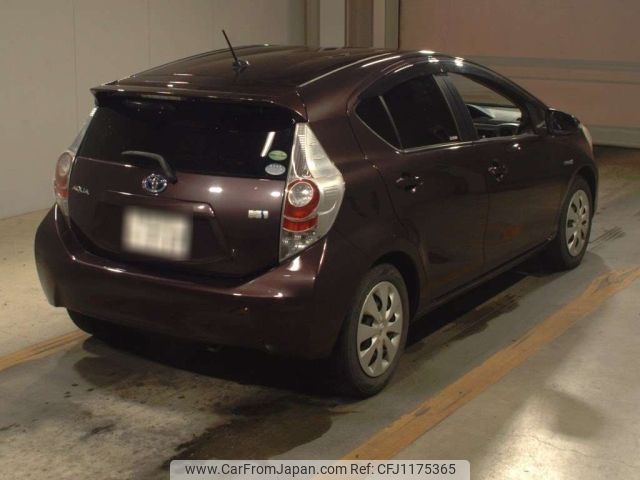 toyota aqua 2014 -TOYOTA 【熊本 502ひ717】--AQUA NHP10-2332235---TOYOTA 【熊本 502ひ717】--AQUA NHP10-2332235- image 2