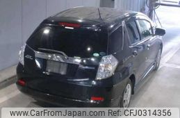 honda fit-shuttle 2013 TE020