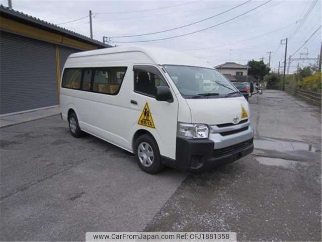 toyota hiace-commuter 2018 CFJ1881358 image 2