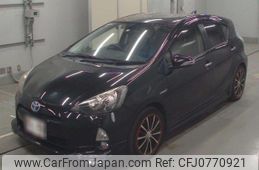 toyota aqua 2013 quick_quick_DAA-NHP10_NHP10-2234130