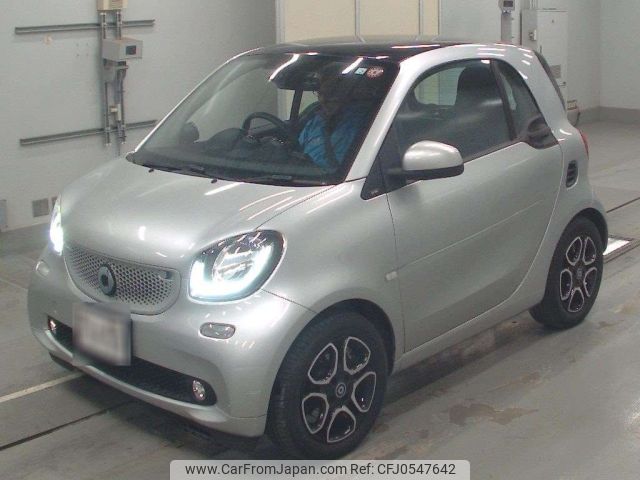 smart fortwo 2017 -SMART--Smart Fortwo 453344-WME4533442K171028---SMART--Smart Fortwo 453344-WME4533442K171028- image 1