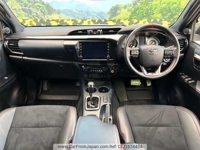 toyota hilux 2023 CFJ1674434 image 2