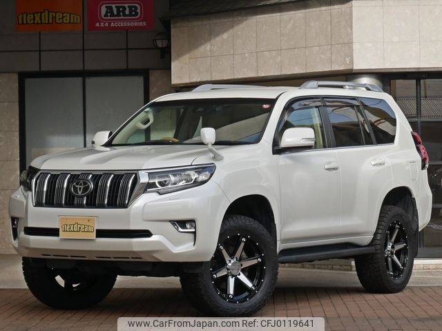 toyota land-cruiser-prado 2018 -TOYOTA--Land Cruiser Prado LDA-GDJ150W--GDJ150-0032586---TOYOTA--Land Cruiser Prado LDA-GDJ150W--GDJ150-0032586- image 1