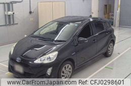 toyota aqua 2015 -TOYOTA--AQUA NHP10-6452281---TOYOTA--AQUA NHP10-6452281-