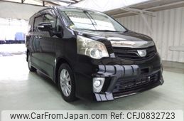 toyota noah 2012 ENHANCEAUTO_1_ea295974