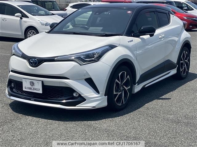 toyota c-hr 2018 CFJ1706167 image 1
