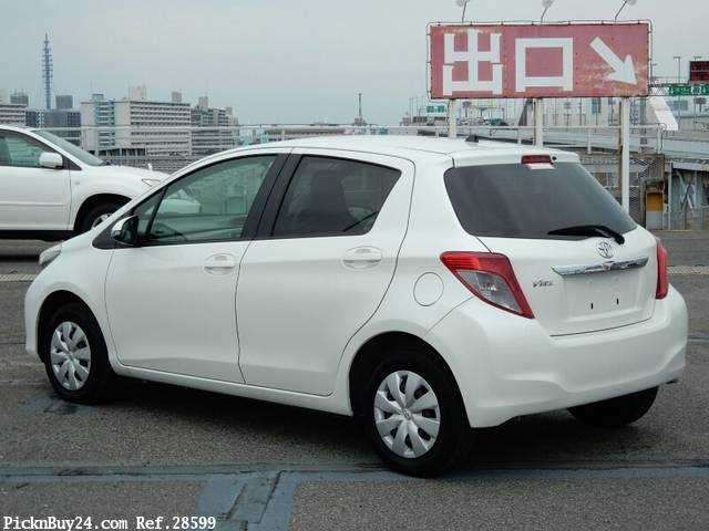 toyota vitz 2012 CFJ0184403 image 2