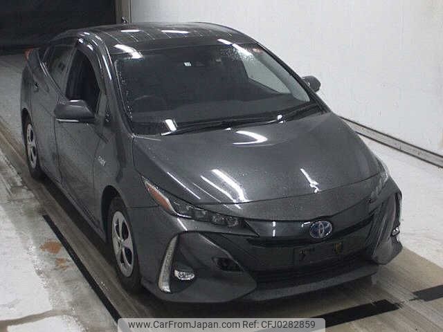 toyota prius-phv 2017 -TOYOTA--Prius PHV ZVW52-3055644---TOYOTA--Prius PHV ZVW52-3055644- image 1