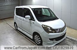 suzuki solio 2013 CFJ1829839