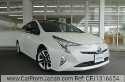 toyota prius 2018 -TOYOTA--Prius DAA-ZVW50--ZVW50-8085805---TOYOTA--Prius DAA-ZVW50--ZVW50-8085805-