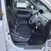 toyota sienta 2009 769235-190530151550 image 9