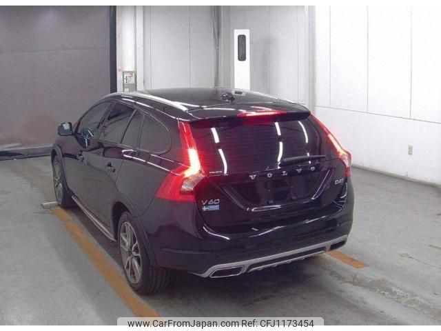 volvo v60 2018 quick_quick_LDA-FD4204T_YV1FZA8RDJ2059570 image 2