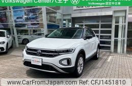 volkswagen volkswagen-others 2024 -VOLKSWAGEN--VW T-Roc 3BA-A1DPC--WVGZZZA12RV245***---VOLKSWAGEN--VW T-Roc 3BA-A1DPC--WVGZZZA12RV245***-