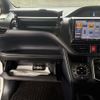 toyota voxy 2016 GOO_JP_700055065930250421003 image 30