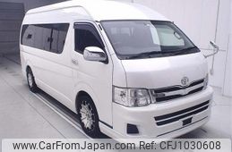 toyota hiace-van 2013 CFJ1030608