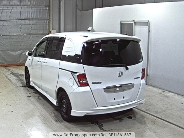 honda freed-spike 2016 CFJ1861537 image 2