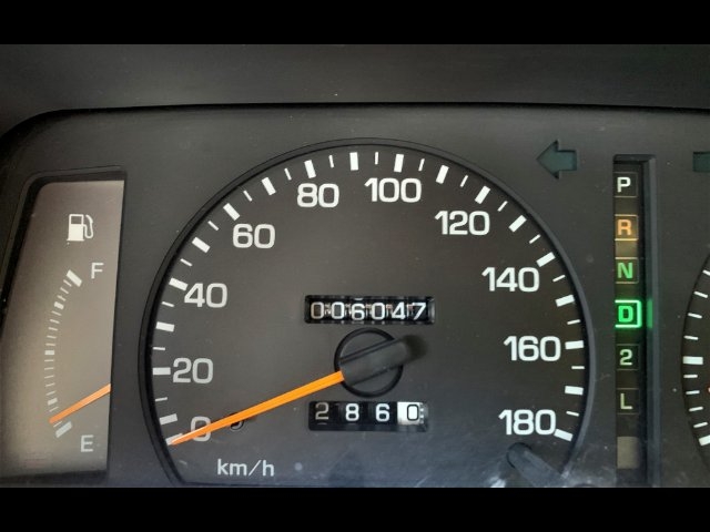 car_9c021579-848d-442b-bd95-