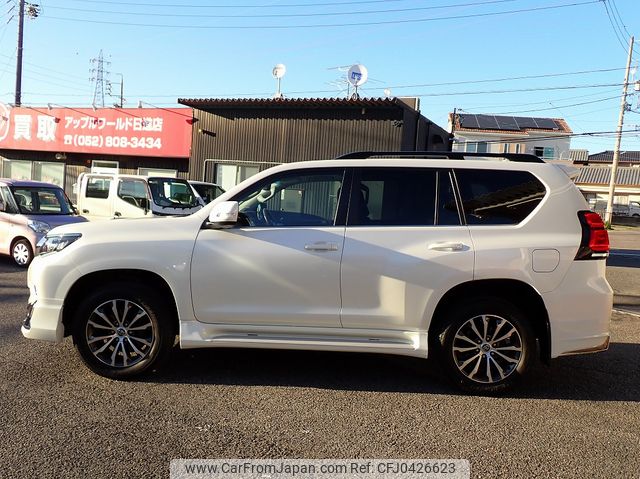 toyota land-cruiser-prado 2020 24123106 image 2