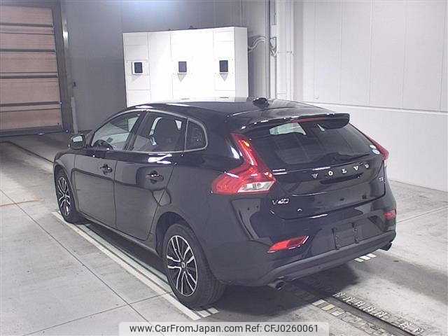 volvo v40 2019 -VOLVO--Volvo V40 MB4154T-K2583387---VOLVO--Volvo V40 MB4154T-K2583387- image 2