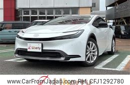 toyota prius 2023 quick_quick_MXWH60_MXWH60-4033200