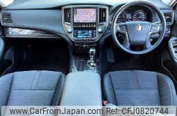 toyota crown 2014 504928-928273