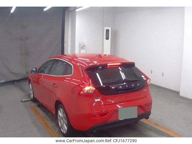 volvo v40 2018 CFJ1677290 image 2