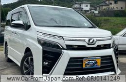 toyota voxy 2018 -TOYOTA 【広島 330ﾅ1162】--Voxy DBA-ZRR80W--ZRR80-0456818---TOYOTA 【広島 330ﾅ1162】--Voxy DBA-ZRR80W--ZRR80-0456818-