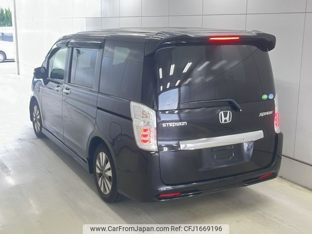 honda stepwagon 2014 CFJ1669196 image 2