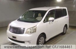 toyota noah 2010 CFJ1684461