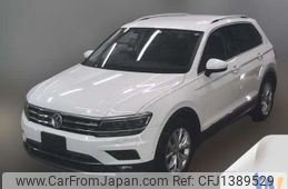 volkswagen tiguan 2018 -VOLKSWAGEN--VW Tiguan ABA-5NCZE--WVGZZZ5NZJW442279---VOLKSWAGEN--VW Tiguan ABA-5NCZE--WVGZZZ5NZJW442279-