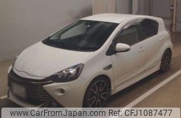 toyota aqua 2014 -TOYOTA 【袖ヶ浦 530ﾌ 260】--AQUA DAA-NHP10--NHP10-2335711---TOYOTA 【袖ヶ浦 530ﾌ 260】--AQUA DAA-NHP10--NHP10-2335711-