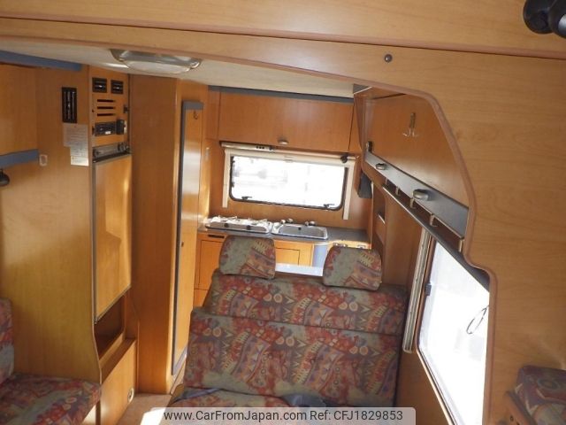 toyota camroad 2002 CFJ1829853 image 2