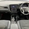 mitsubishi outlander-phev 2019 -MITSUBISHI--Outlander PHEV 5LA-GG3W--GG3W-0605103---MITSUBISHI--Outlander PHEV 5LA-GG3W--GG3W-0605103- image 2