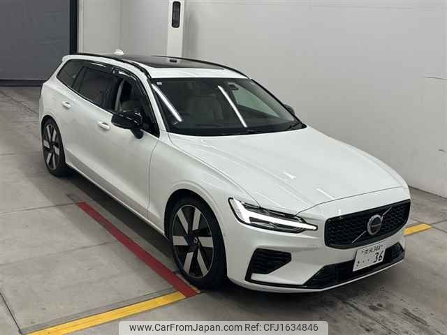 volvo v60 2023 CFJ1634846 image 1