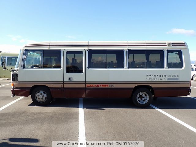 toyota coaster 1985 24352008 image 2