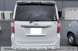 toyota noah 2007 TE1490