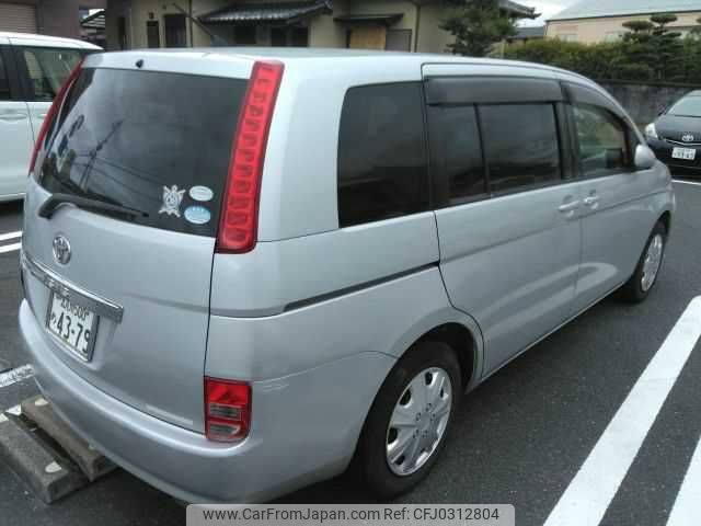 toyota isis 2005 TE1605 image 1