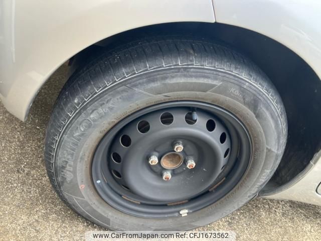 toyota vitz 2010 CFJ1673562 image 2