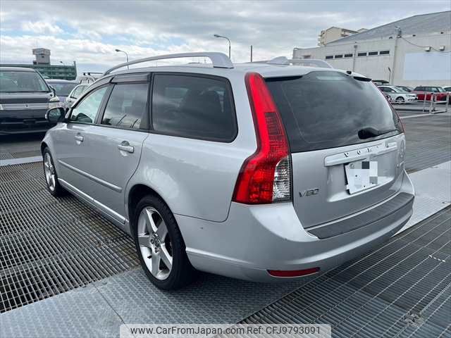 volvo v50 2012 NIKYO_SK14518 image 2