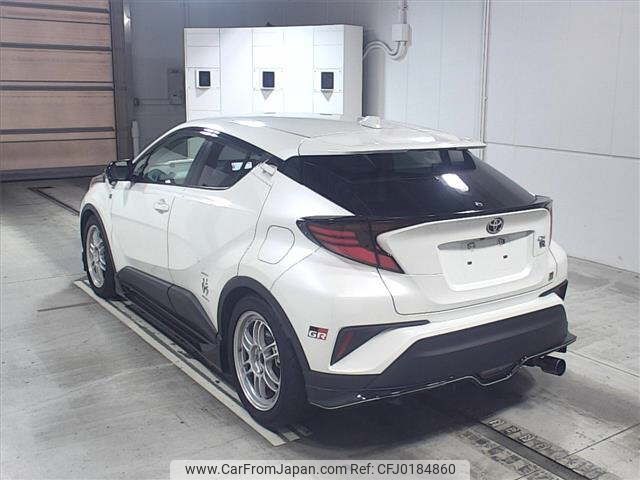 toyota c-hr 2020 -TOYOTA--C-HR NGX10-2015133---TOYOTA--C-HR NGX10-2015133- image 2