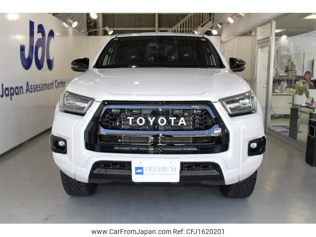 toyota hilux 2024 CFJ1620201 image 2