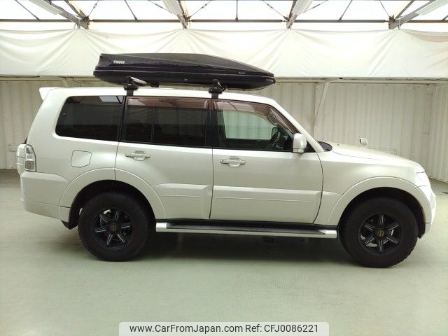 mitsubishi pajero 2010 ENHANCEAUTO_1_ea286112 image 2