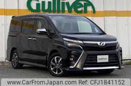 toyota voxy 2018 CFJ1841152